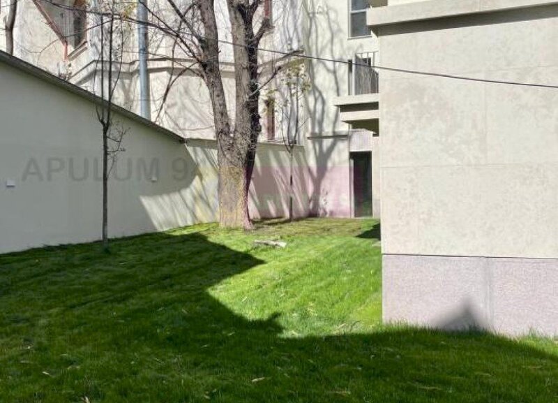 Apartament 4 camere | Cartierul Armenesc | Gradina privata 160mp